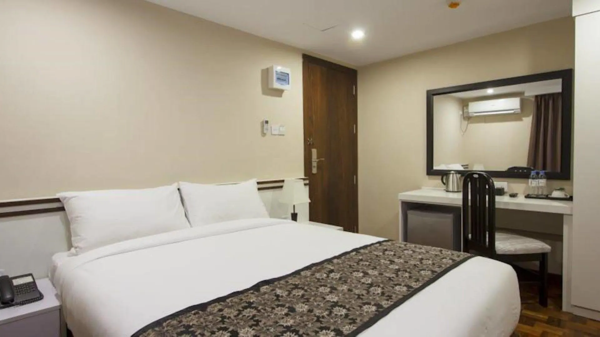 Hotel Esta Yangon